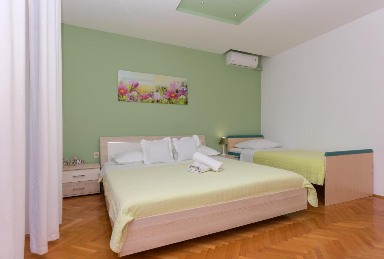 Apartments Villa Vujcic Makarska Kültér fotó